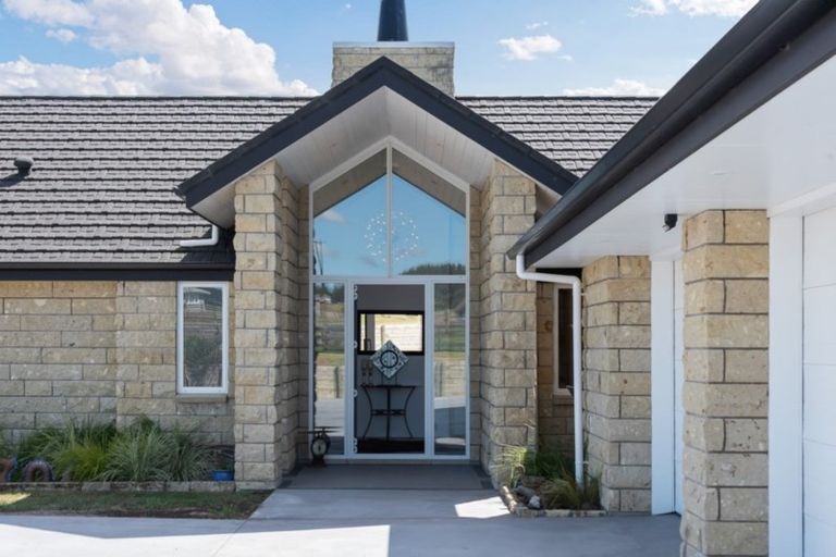 Photo of property in 22 Ardmore Quarry Road, Ardmore, Papakura, 2582