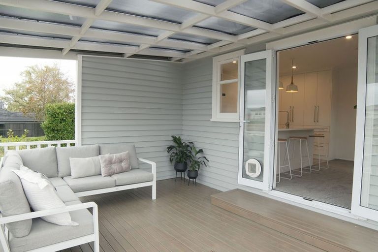 Photo of property in 24b Manson Street, Terrace End, Palmerston North, 4410