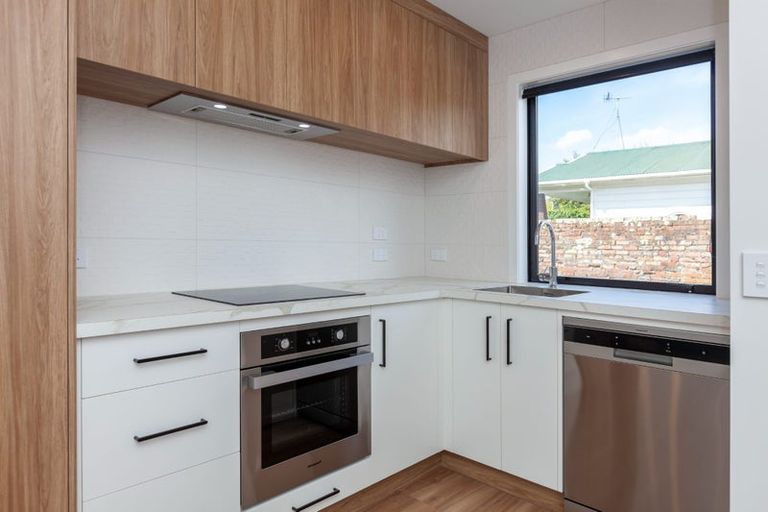 Photo of property in 28a Sussex Street, Levin, 5510