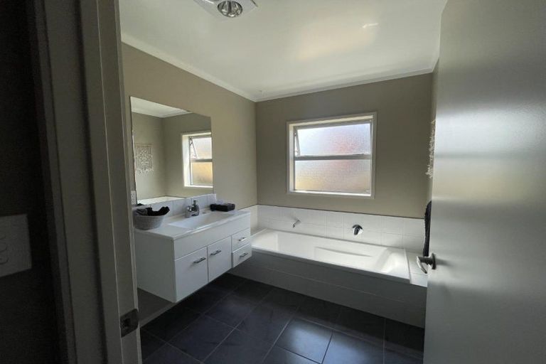 Photo of property in 12 Hartis Avenue, Huntly, 3700