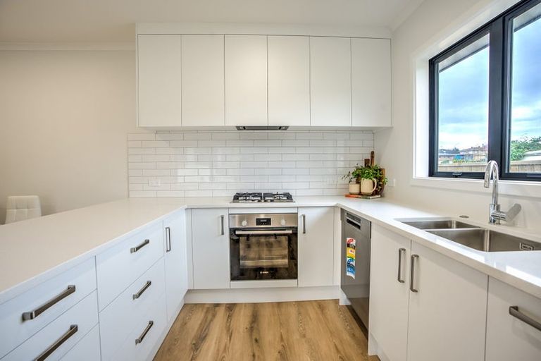 Photo of property in 4/49 Hinton Avenue, Forest Lake, Hamilton, 3200