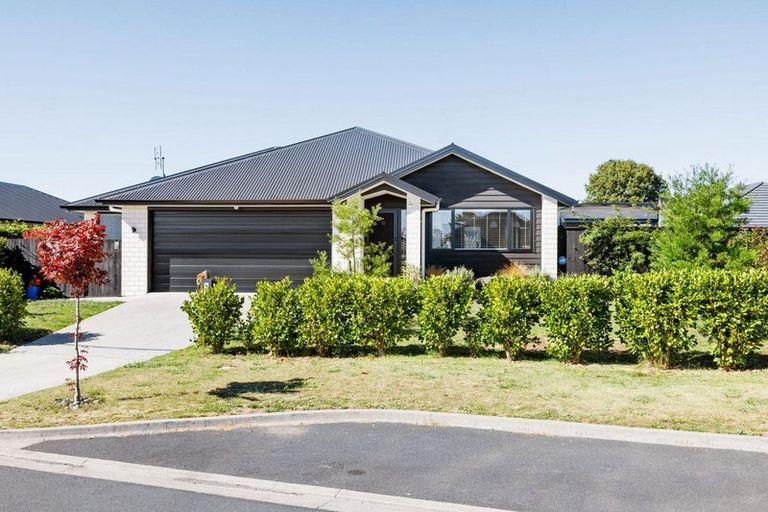 Photo of property in 12 Ruru Street, Cambridge, 3434