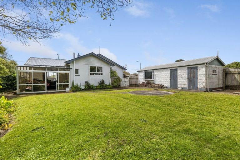 Photo of property in 44 Princess Street, Waitara, 4320