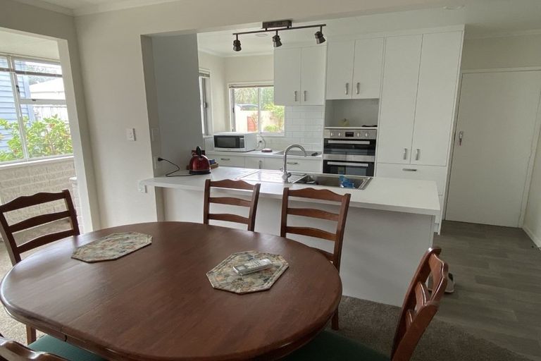 Photo of property in 1/20 Latham Street, Napier South, Napier, 4110