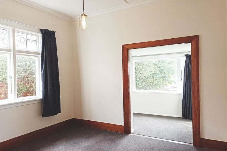Photo of property in 42 Queens Drive, Saint Kilda, Dunedin, 9012