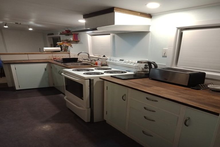 Photo of property in 13 Kakanui Road, Kakanui, Oamaru, 9495