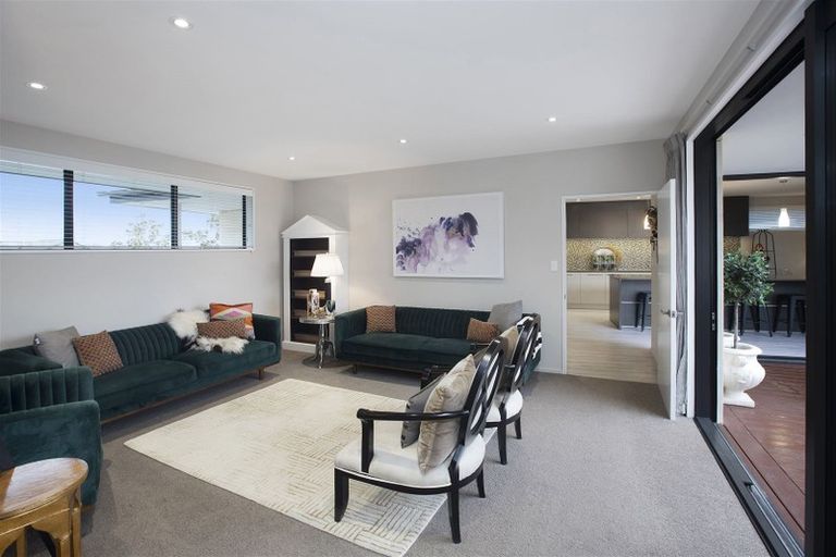 Photo of property in 11 Churchill Drive, Rangiora, 7400