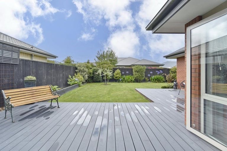 Photo of property in 13 Wisteria Lane, Rangiora, 7400