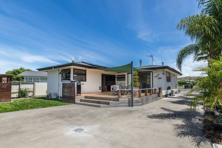 Photo of property in 8 Forsyth Street, Taradale, Napier, 4112