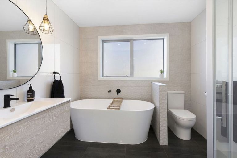 Photo of property in 64 Endeavour Drive, Whitby, Porirua, 5024