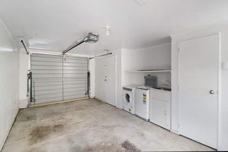 Photo of property in 2 Kaikoura Street, Maupuia, Wellington, 6022