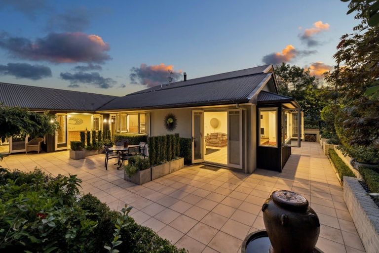 Photo of property in 44 Isobel Road, Greenhithe, Auckland, 0632