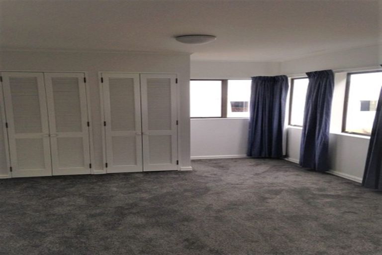 Photo of property in 112 Weka Street, Miramar, Wellington, 6022