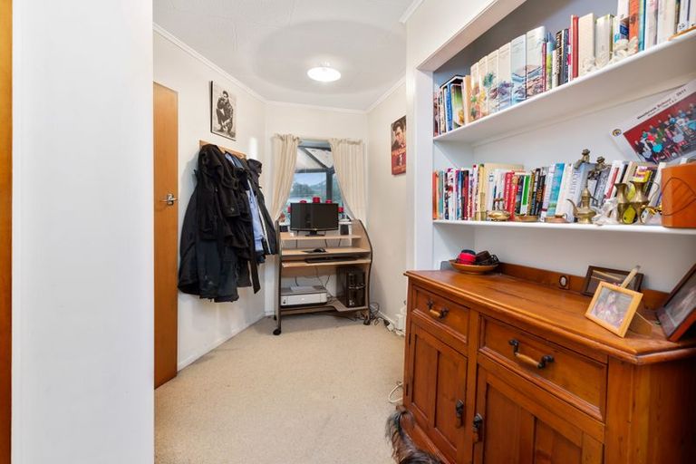 Photo of property in 9 Rinaha Place, Koutu, Rotorua, 3010