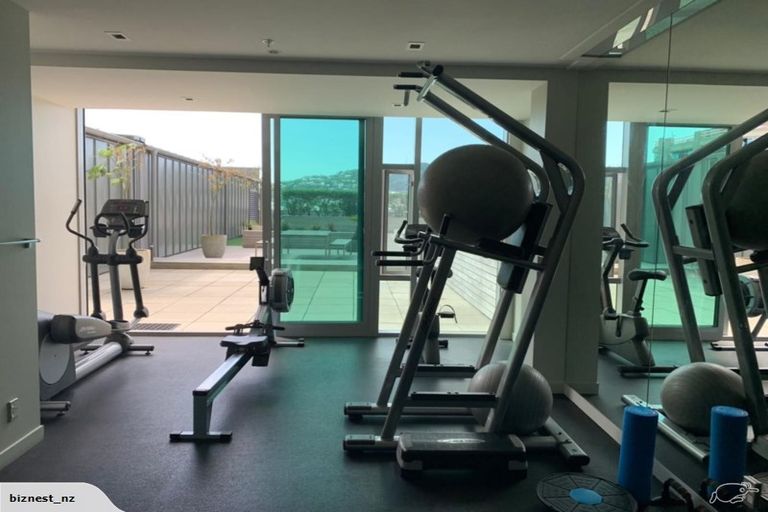 Photo of property in Chews Lane Apartments, 8g/9 Chews Lane, Wellington Central, Wellington, 6011