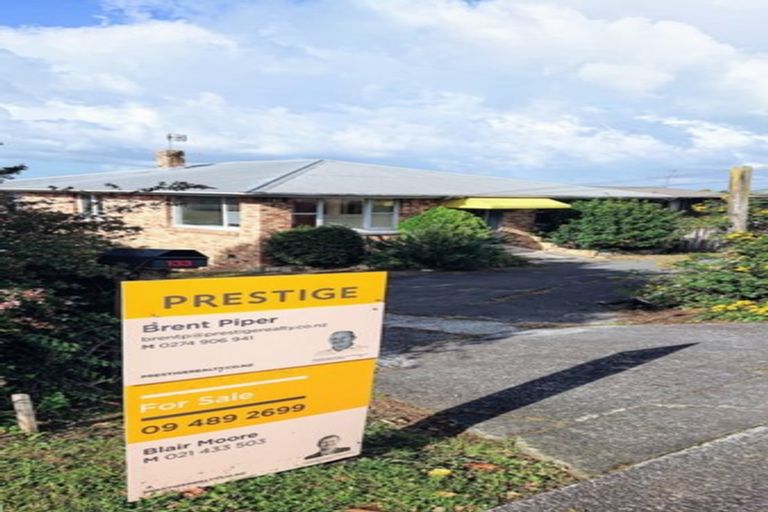 Photo of property in 133 Forrest Hill Road, Forrest Hill, Auckland, 0620