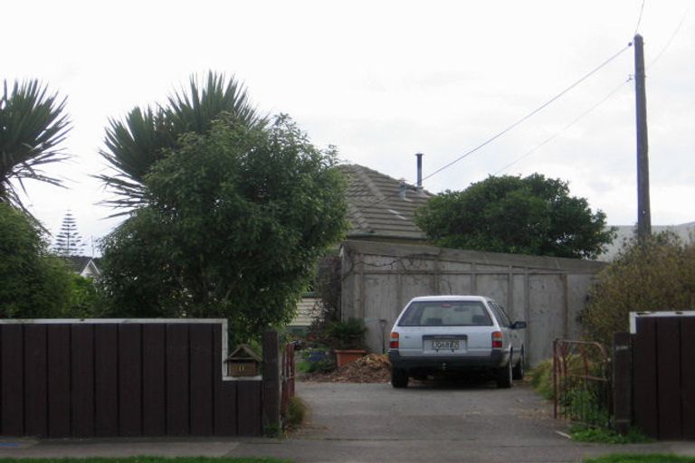 Photo of property in 10 Hokio Beach Road, Levin, 5510