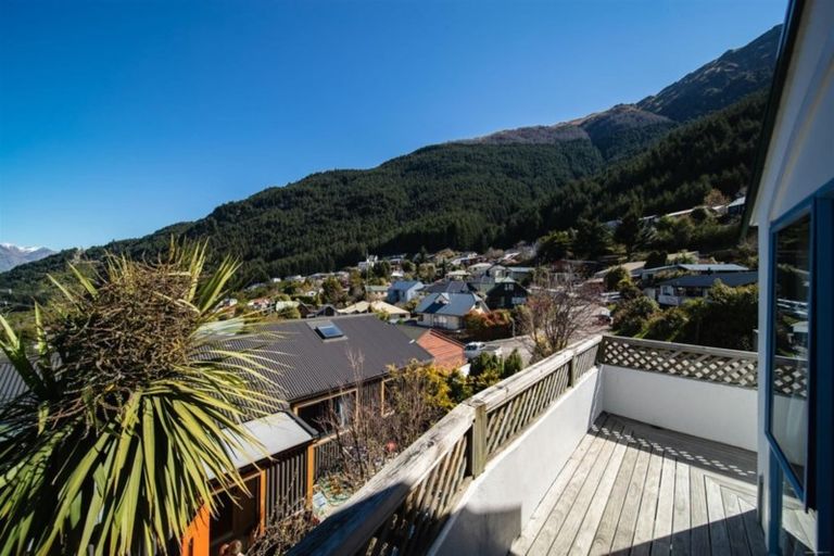 Photo of property in 20b Watts Road, Fernhill, Queenstown, 9300