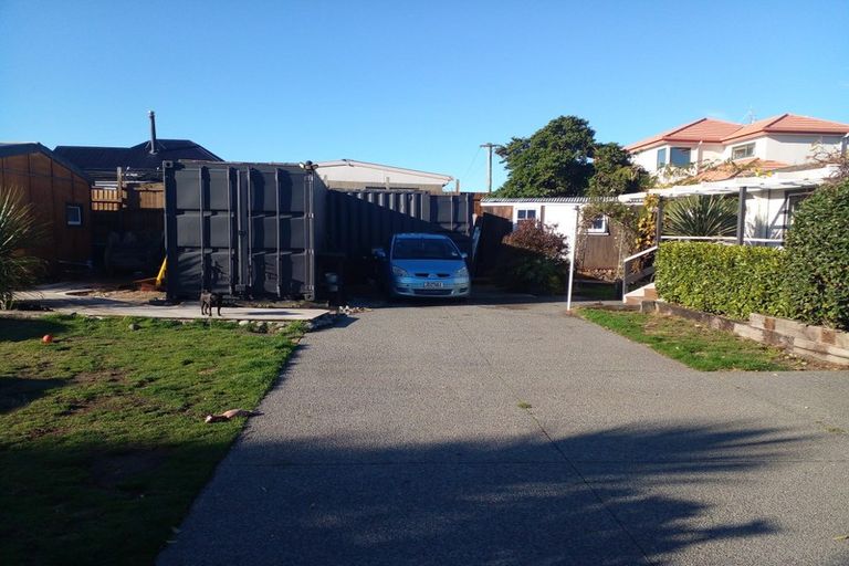 Photo of property in 17 Howe Street, New Brighton, Christchurch, 8083