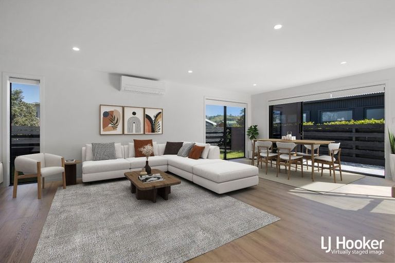 Photo of property in 1/40 Waiparaheka Drive, Wainui, 0932