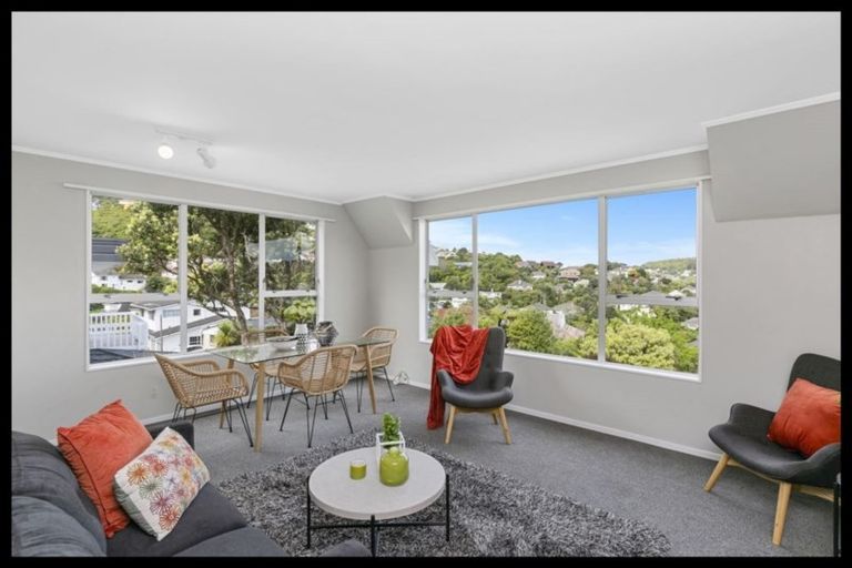 Photo of property in 16a Govind Grove, Ngaio, Wellington, 6035