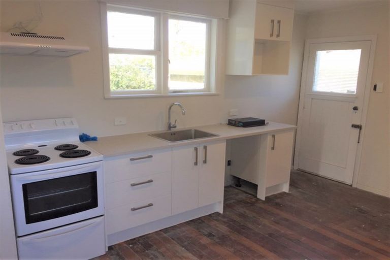 Photo of property in 43 Miranda Street, Avondale, Auckland, 0600