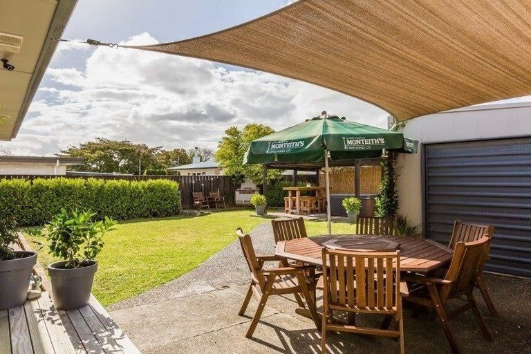 Photo of property in 19 Ngarimu Street, Havelock North, 4130