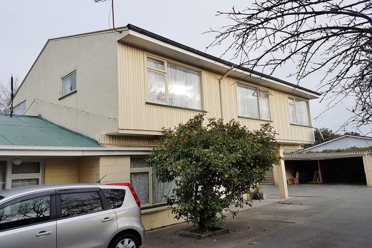 Photo of property in 2/33 Champion Street, Edgeware, Christchurch, 8013