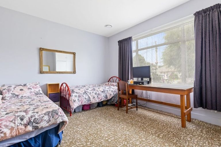 Photo of property in 21 Sarsfield Street, Southbridge, 7602