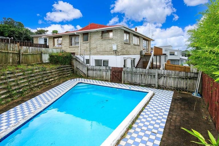 Photo of property in 79 Lynden Avenue, Hillcrest, Auckland, 0627