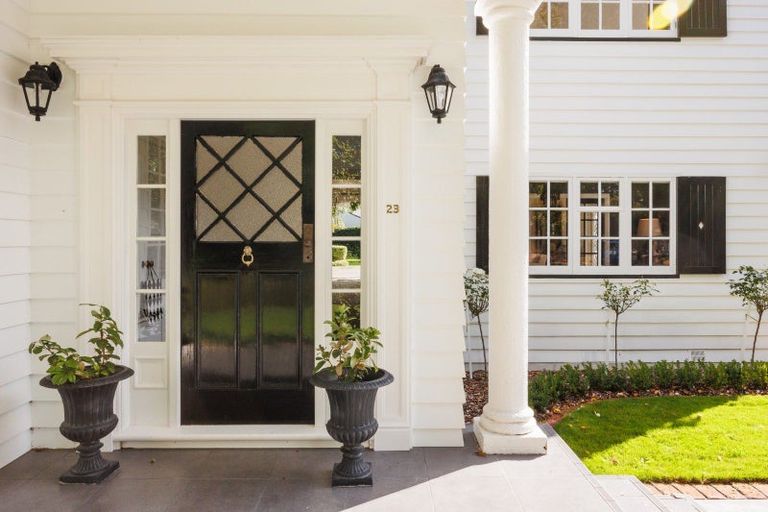 Photo of property in 23 Elmira Avenue, Hokowhitu, Palmerston North, 4410