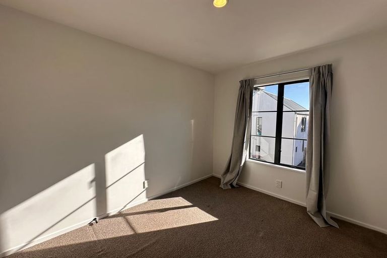 Photo of property in 4/60 Matipo Street, Riccarton, Christchurch, 8041