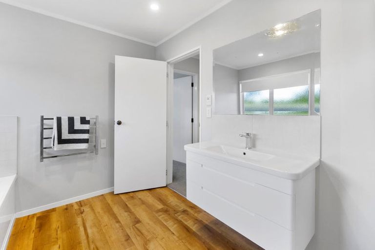 Photo of property in 75 Totara Drive, Pukete, Hamilton, 3200