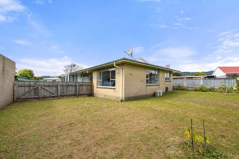 Photo of property in 8b Barraud Street, Avalon, Lower Hutt, 5011