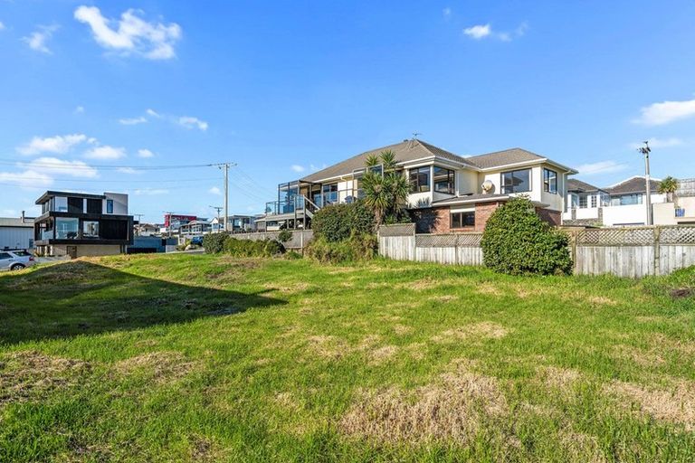 Photo of property in 6 Seaton Street, Strandon, New Plymouth, 4312