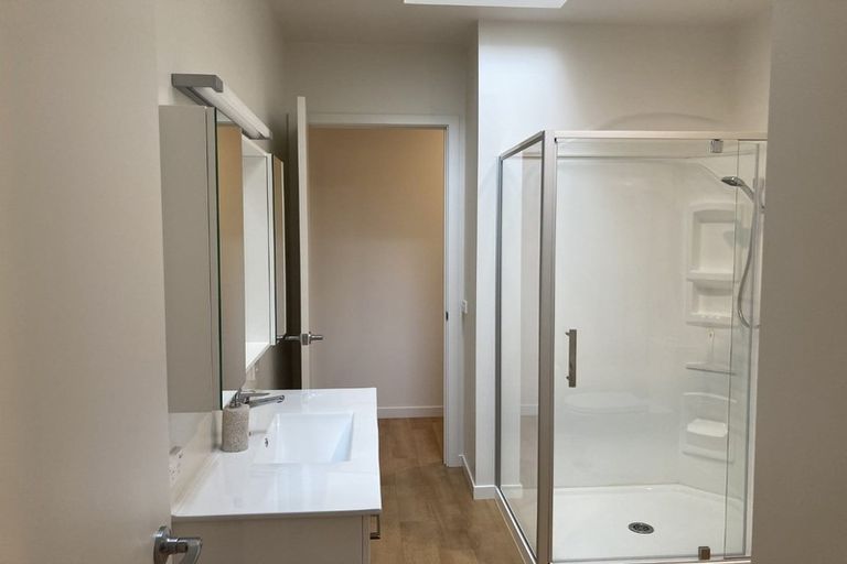 Photo of property in 17 Daniels Terrace, Wanaka, 9305