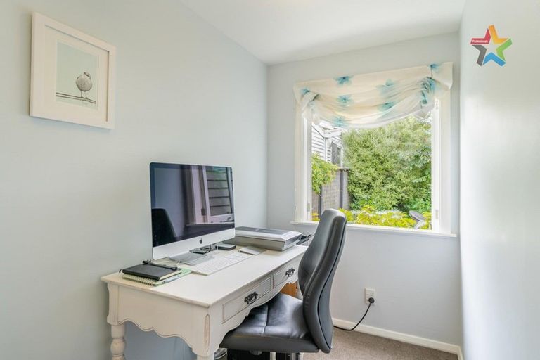 Photo of property in 377 Muritai Road, Eastbourne, Lower Hutt, 5013