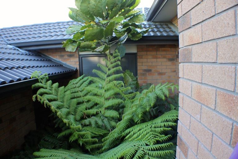 Photo of property in 14 Kilkelly Avenue, Pinehill, Auckland, 0632