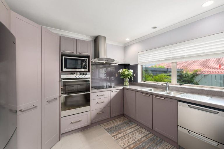 Photo of property in 3a Cobbe Place, Pomare, Rotorua, 3015