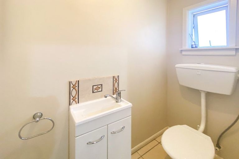 Photo of property in 104 Suva Street, Upper Riccarton, Christchurch, 8041