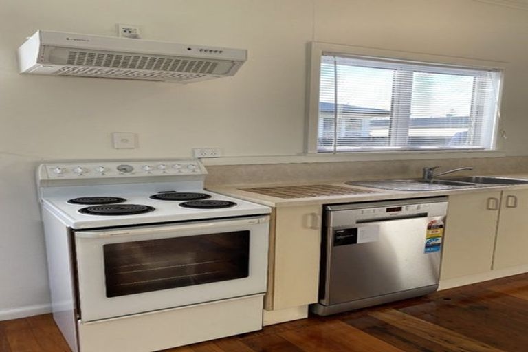 Photo of property in 2 Maxwell Place, Maraenui, Napier, 4110