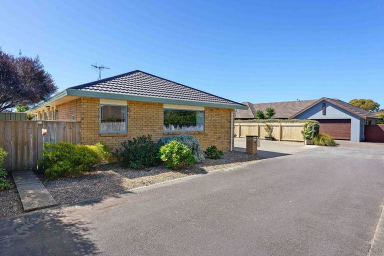 Photo of property in 57 Regent Drive, Paraparaumu Beach, Paraparaumu, 5032