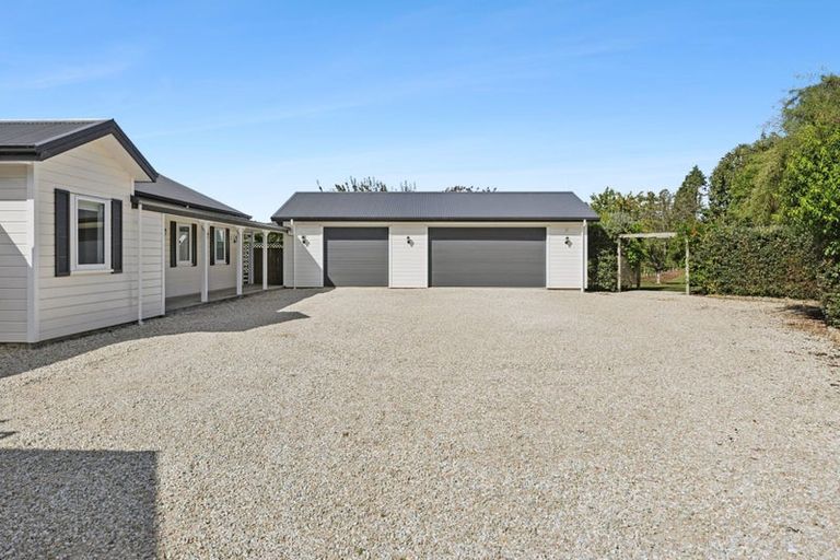 Photo of property in 120 Patons Rock Road, Patons Rock, Takaka, 7182