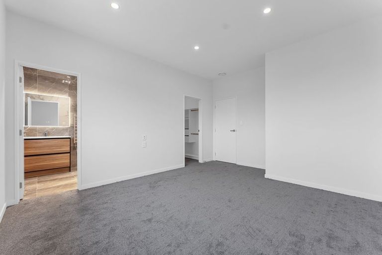 Photo of property in 15 Piedmonte Avenue, Pokeno, 2402