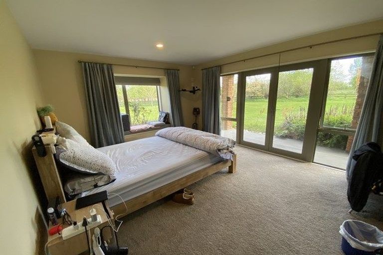 Photo of property in 530 Yaldhurst Road, Yaldhurst, Christchurch, 7676