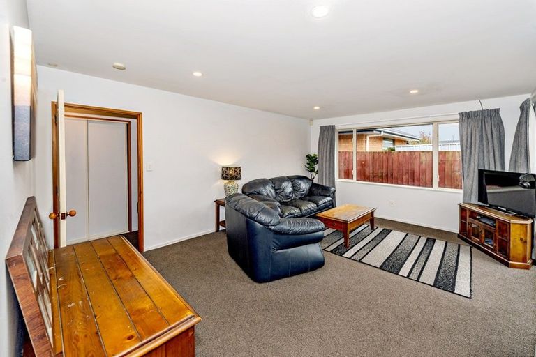 Photo of property in 2/30 Seymour Street, Hornby, Christchurch, 8042