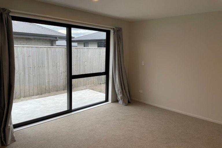 Photo of property in 19 Batchelor Place, Kaiapoi, 7630