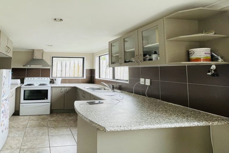 Photo of property in 32 Galvan Avenue, Sunnyhills, Auckland, 2010