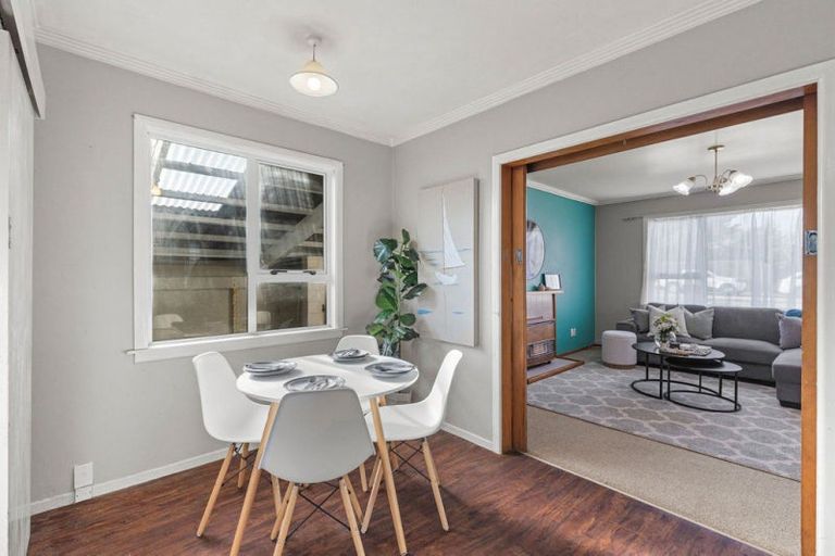 Photo of property in 73 Cornfoot Street, Castlecliff, Whanganui, 4501