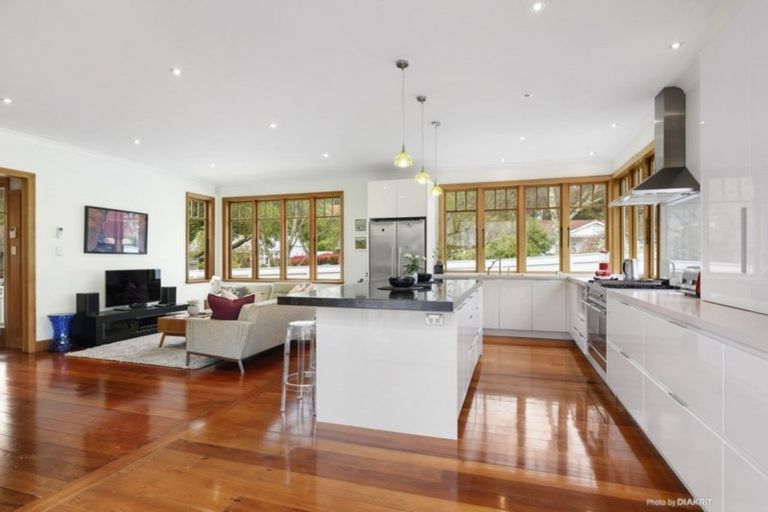 Photo of property in 49 Homewood Avenue, Karori, Wellington, 6012